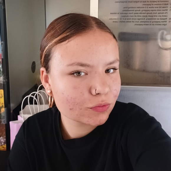 live show listing like to be notified when im live - Picture 1 of 15